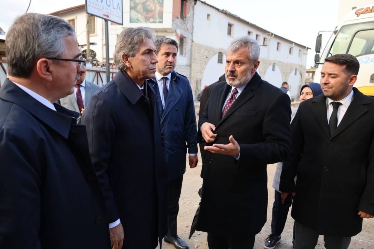 Hatay Büyükşehir Belediye Başkanı Mehmet Öntürk, AK Parti Genel Başkan
