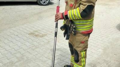 Hatay’ın Antakya ilçesine bağlı Kisecik Mahallesi’nde bir evde yılan görülmesi