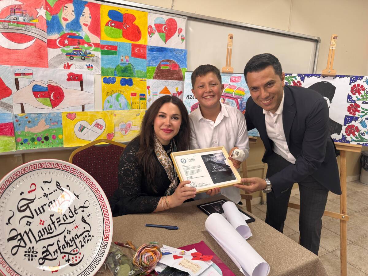 Azerbaycanlı ünlü piyanist Turan Manafzade, Hatay’ın merkez ilçesi Antakya’da depremzede