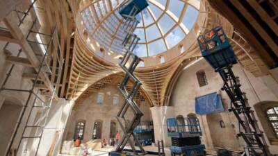 Konya Büyükşehir Belediyesi, depremin yaralarını sarmakla kalmıyor, Anadolu’nun ilk camisi