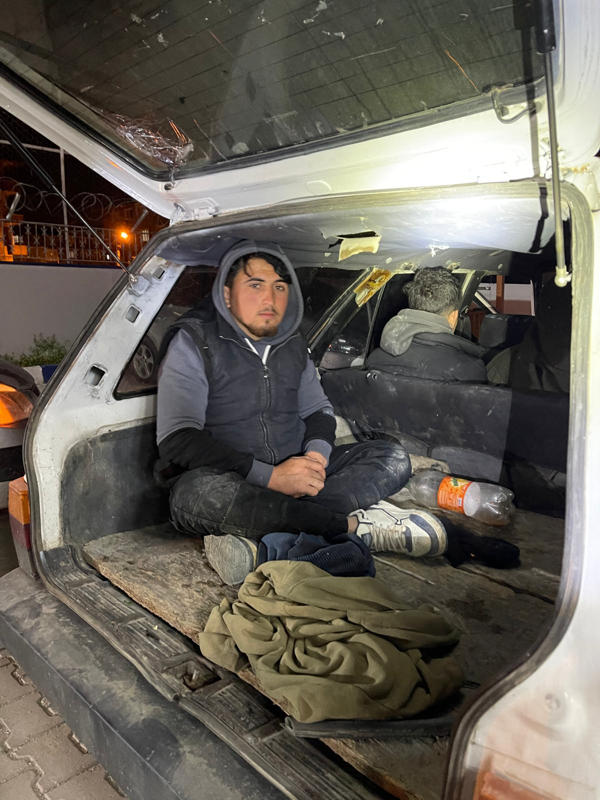 Hatay Emniyet Müdürlüğü, göçmen kaçakçılığına yönelik yürütülen operasyonda önemli bir