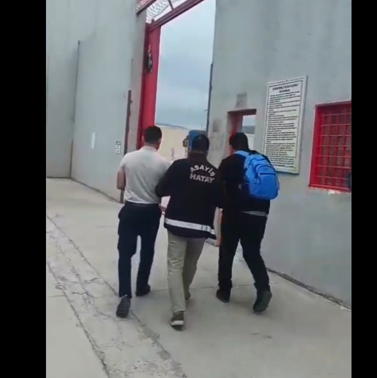 Hatay Emniyet Müdürlüğü tarafından gerçekleştirilen başarılı operasyon sonucunda, “Rüşvet Vermek”