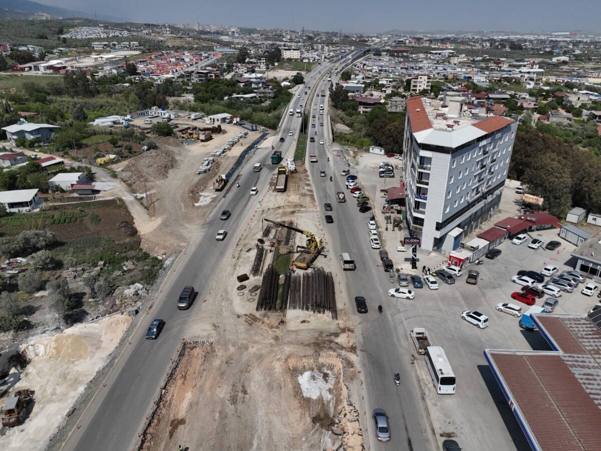 Hatay’ın ulaşım altyapısının güçlendirilmesi amacıyla Ulaştırma ve Altyapı Bakanlığı ile