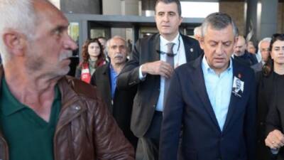 Cumhuriyet Halk Partisi (CHP) Genel Başkanı Özgür Özel’e, İstanbul Atatürk