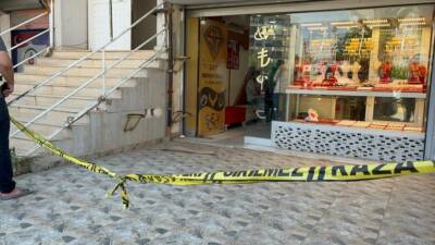   Hatay’ın Reyhanlı ilçesinde meydana gelen silahlı saldırıda bir kuyumcu