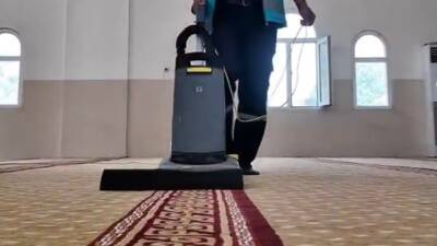 Antakya Belediyesi, kent genelindeki 95 mahallede ihtiyaçlara yönelik çalışmalarını aralıksız