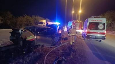 Hatay’ın Kırıkhan ilçesi Topboğazı mevkiinde meydana gelen trafik kazasında, seyir