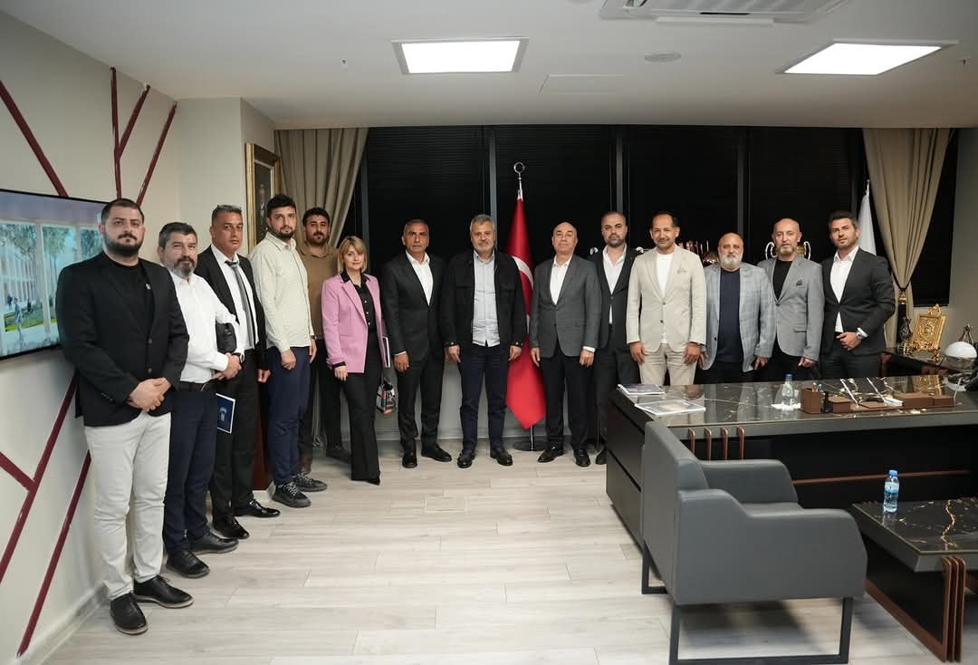 Başkan Mehmet Öntürk, Hatay’ın yeniden inşası sürecinde iş dünyasıyla istişarelerini