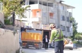 Defne Belediyesi Temizlik İşleri ve Park Bahçeler Müdürlüğü ekipleri, hafta