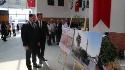 Hatay'ın merkez Antakya ilçesinde, Vakıflar Haftası kapsamında "Vakıf ve Aile"