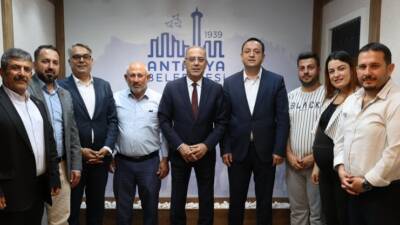 CHP Antakya İlçe Başkanı Ümit Kutlu, Antakya Belediye Başkanı İbrahim