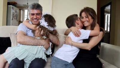 Hatay’ın Defne ilçesinde, 14 yıllık evli Hülya ve Erkan Dibo