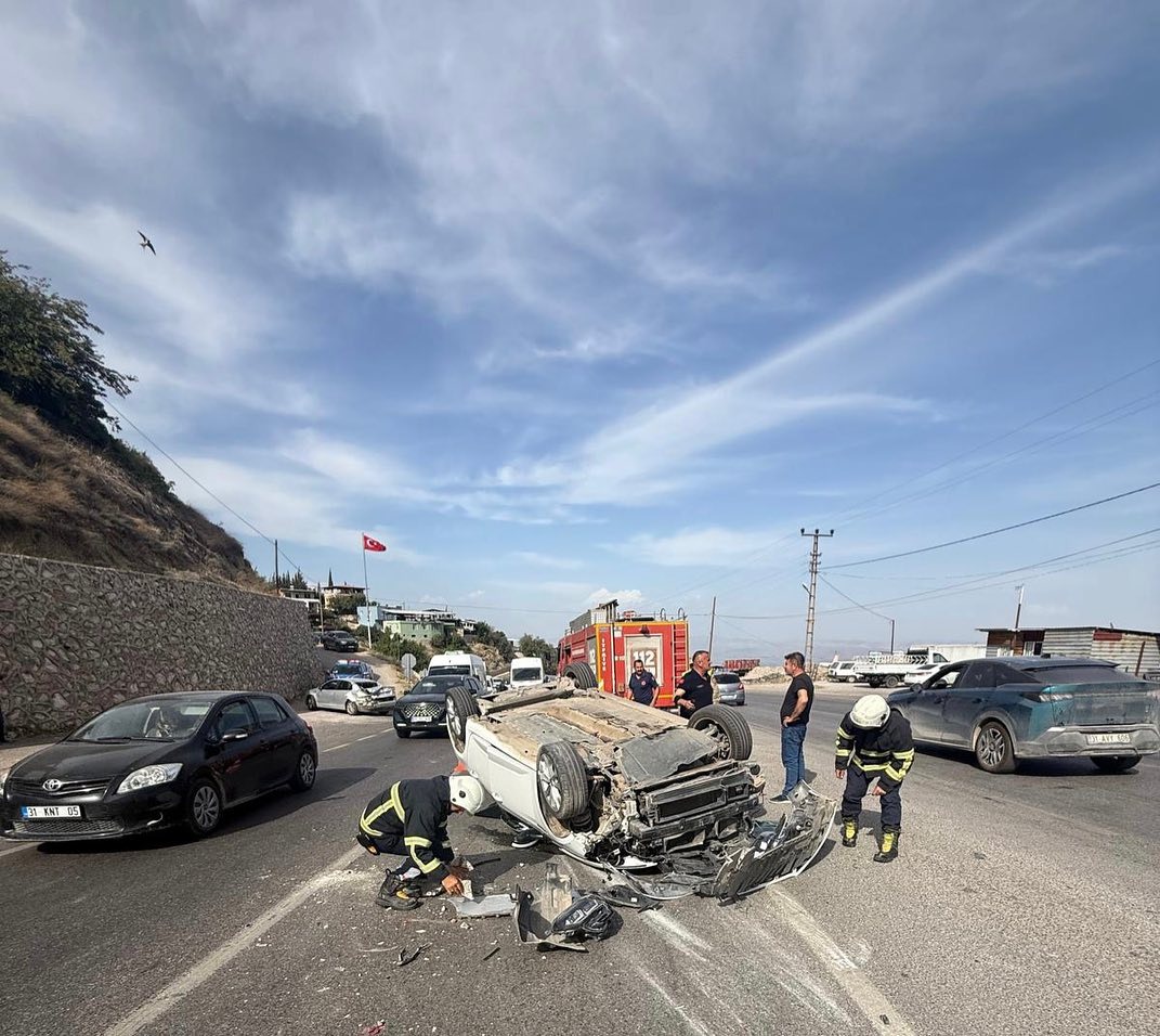 Hatay genelinde hafta sonu yaşanan 7 ayrı trafik kazasında can