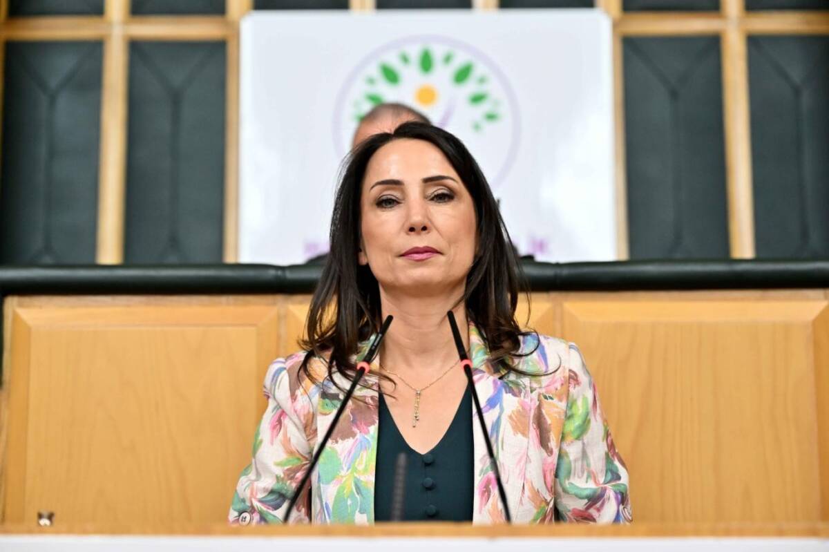 DEM Parti Eş Genel Başkanı Tülay Hatimoğulları, PKK’nın silah bırakması