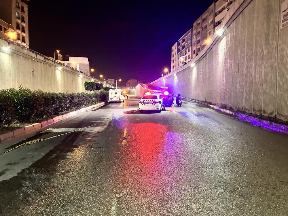 Hatay’ın İskenderun ilçesinde gece saatlerinde meydana gelen motosiklet kazasında iki