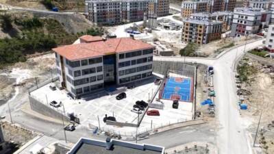 Hatay’da deprem sonrası yaraların sarıldığı süreçte, TOKİ tarafından inşa edilen