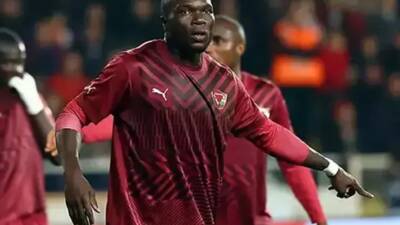 Hatayspor ile yollarını ayıran deneyimli santrfor Vincent Aboubakar, Azerbaycan ekibi