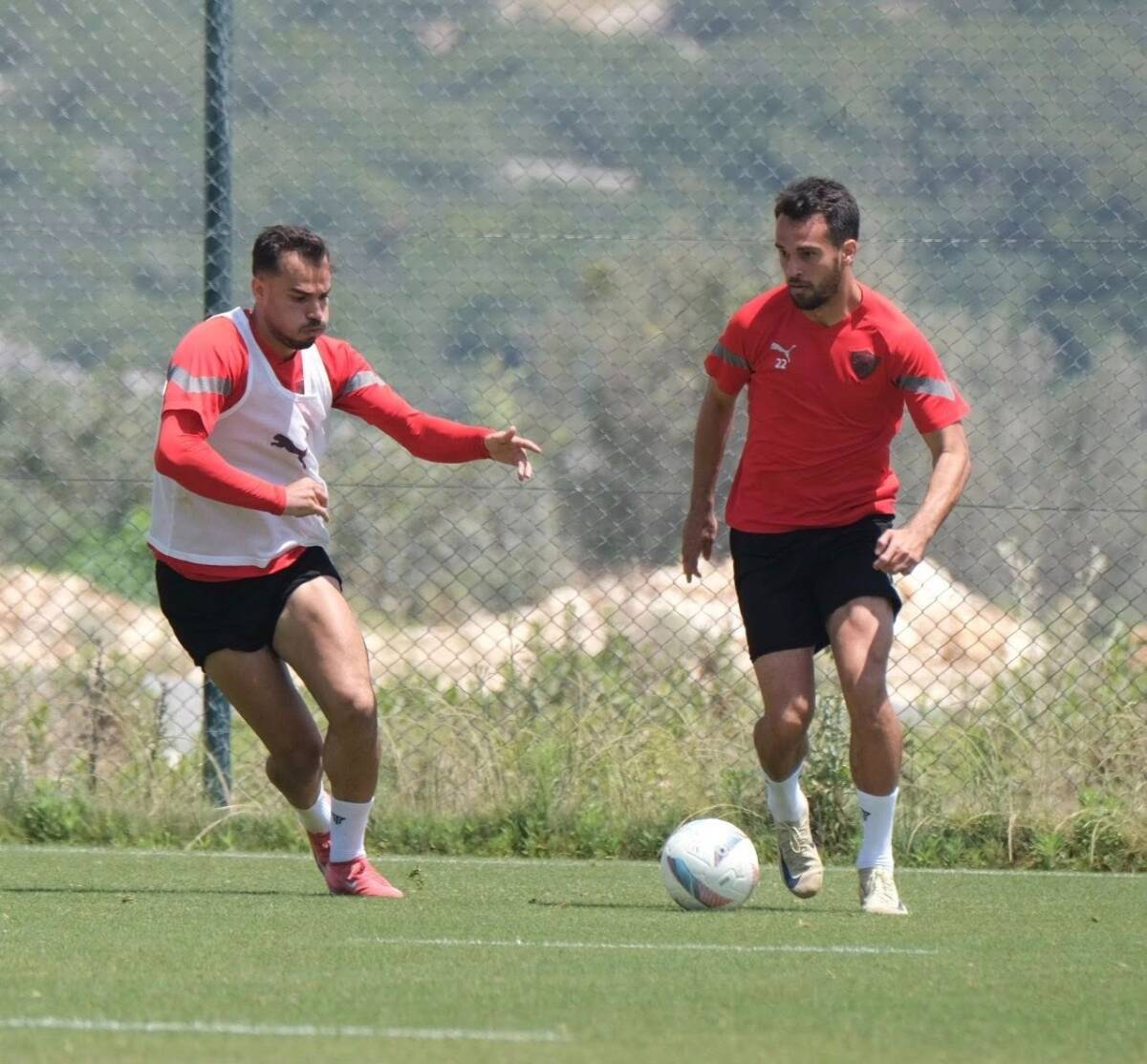 Süper Lig’e veda etmeye hazırlanan Hatayspor, sezonun iç sahadaki son