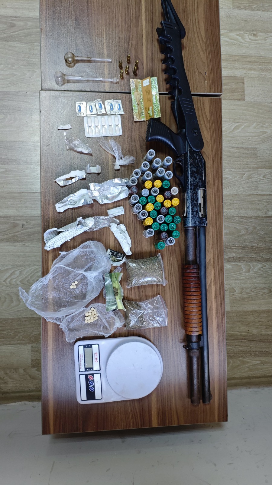 Hatay Emniyet Müdürlüğü ekipleri, uyuşturucu imal ve ticaretine yönelik yürüttükleri