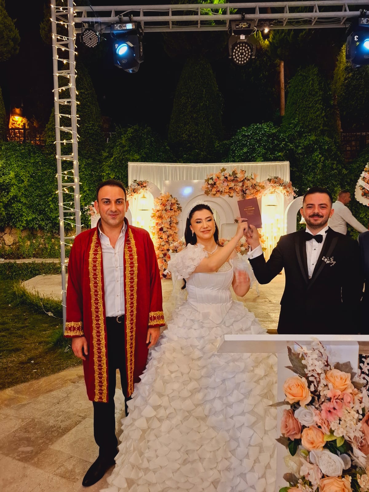 Antakya’nın köklü ailelerinden Yıldız ve Kesici ailelerinin evlatları Çağnur ile