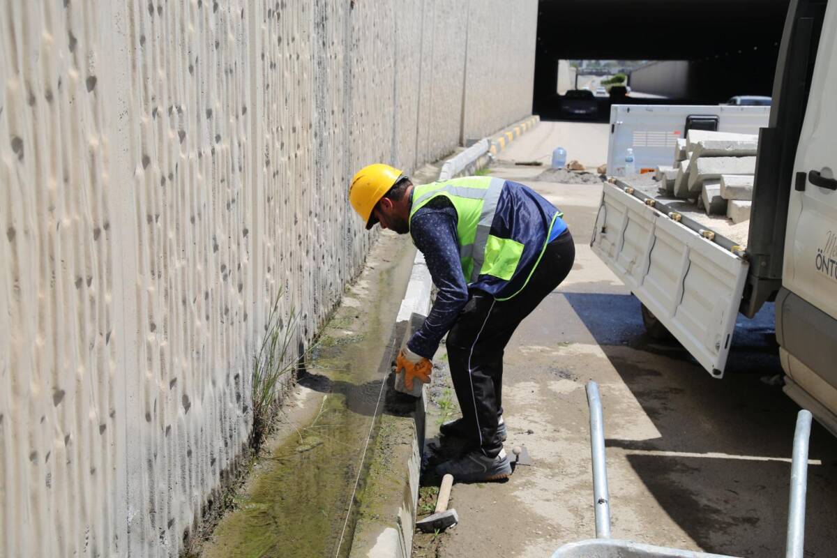 Hatay Büyükşehir Belediyesi (HBB), depremlerin ardından kentin yeniden ayağa kalkması