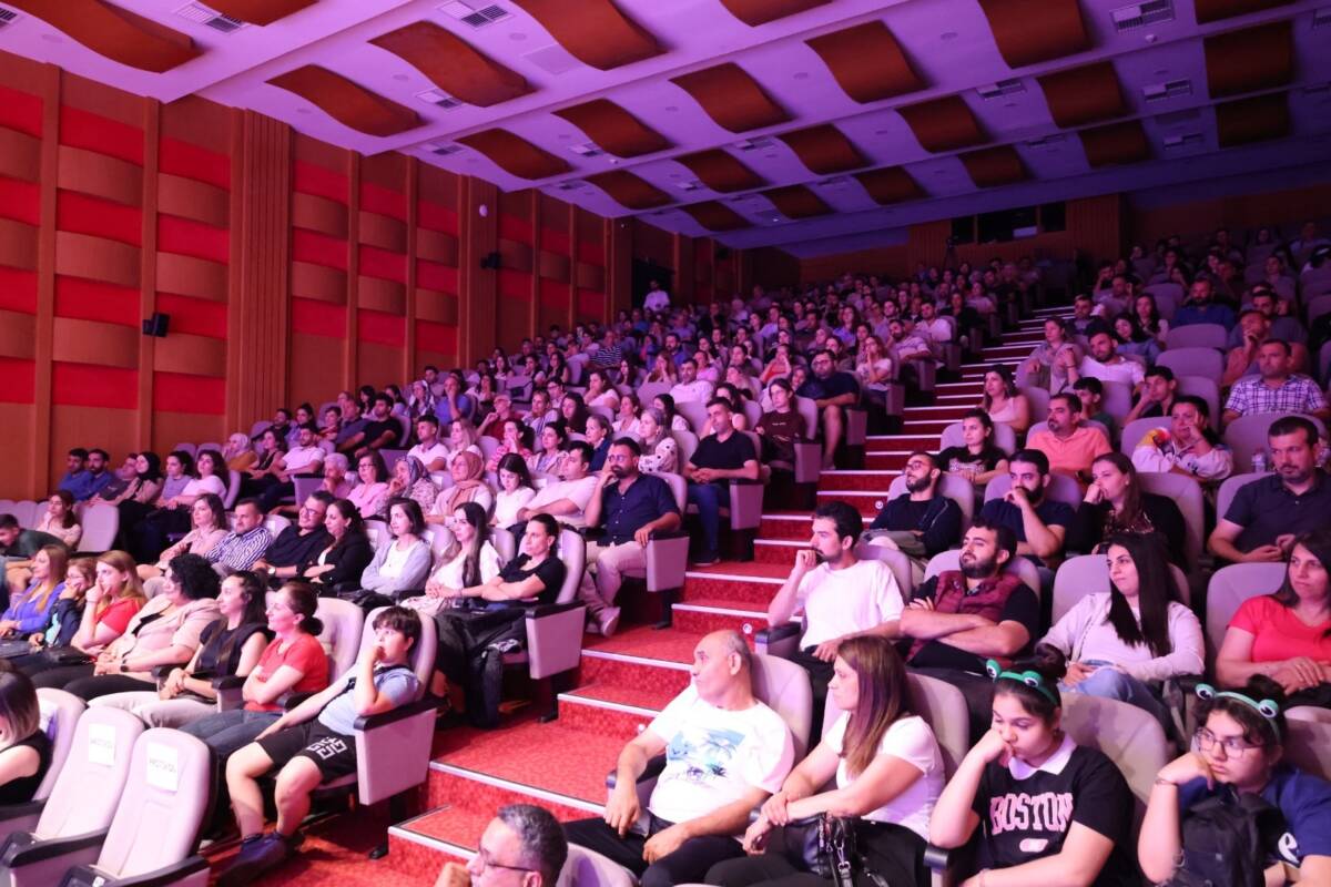 Hatay Büyükşehir Belediyesi (HBB), kültür sanat etkinlikleriyle kentin moralini yükseltmeye