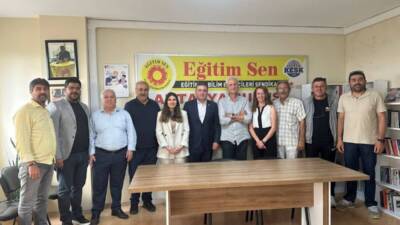 Antalya Akdeniz Üniversitesi, mezun olan öğrencilerin mezuniyet kutlamalarını yasakladı. Bu