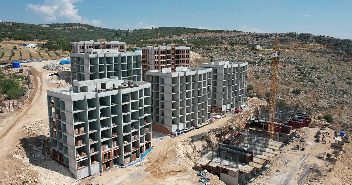 6 Şubat depremleri sonrası hak sahibi ilan edilen binlerce Hataylı