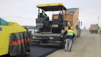 Hatay Büyükşehir Belediyesi (HBB), şehir genelinde sürdürdüğü yol bakım ve