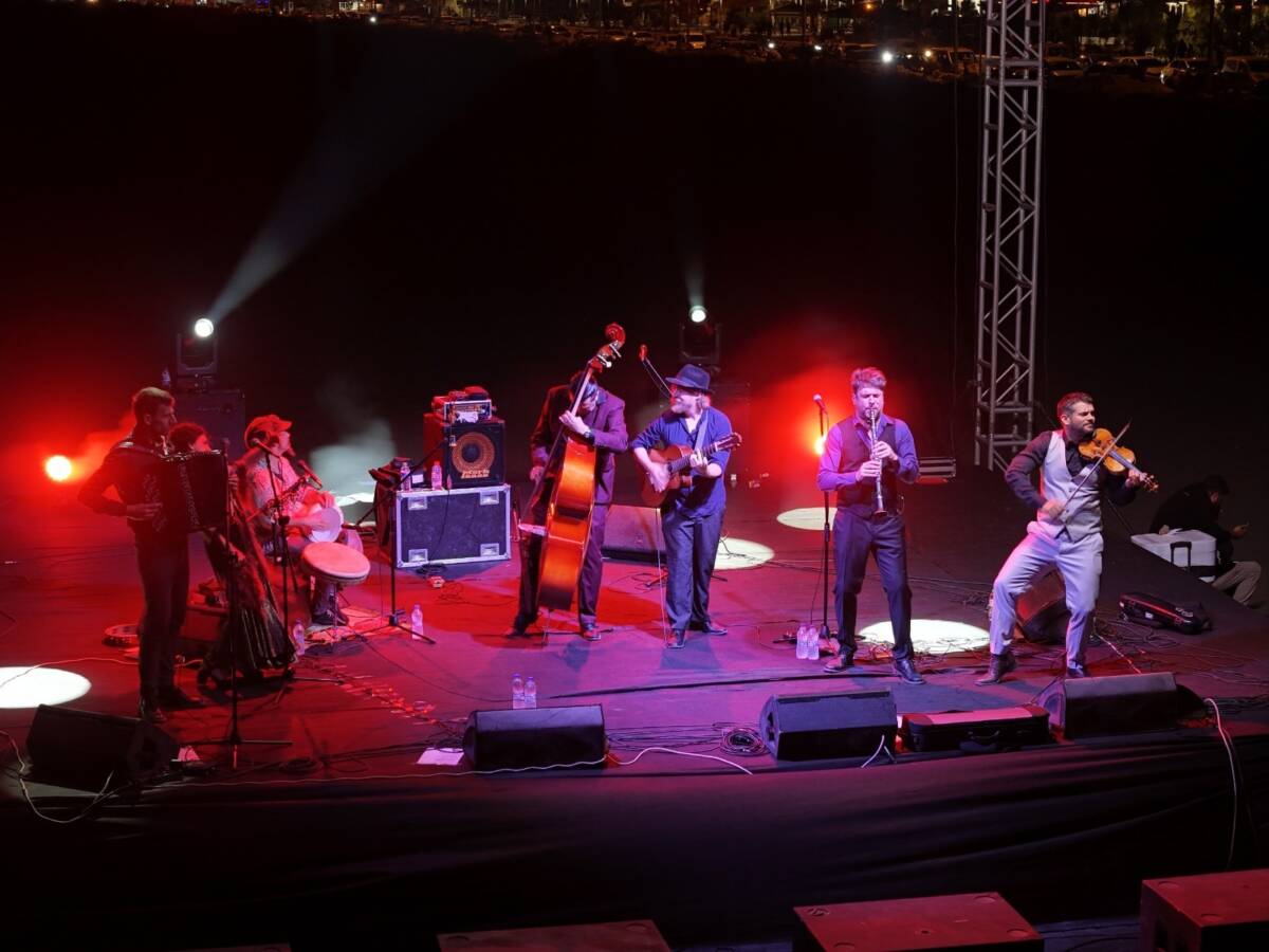 Hatay Büyükşehir Belediyesi (HBB), “Hatay Sanatla Ayağa Kalkıyor” sloganıyla sürdürdüğü