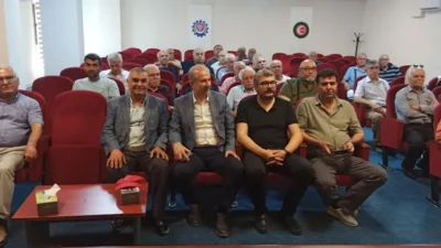 İsdemir Çalışanları ve Emeklileri Derneği üyeleri, Özçelik-İş Sendikası İskenderun Şubesi’nde
