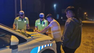 Hatay’ın Dörtyol ilçesinde polis ekipleri, kentte huzur ve güvenliği sağlamak