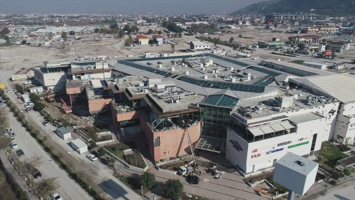 Çevre, Şehircilik ve İklim Değişikliği Bakanlığı, Hatay’da ticari hayatı canlandırmak