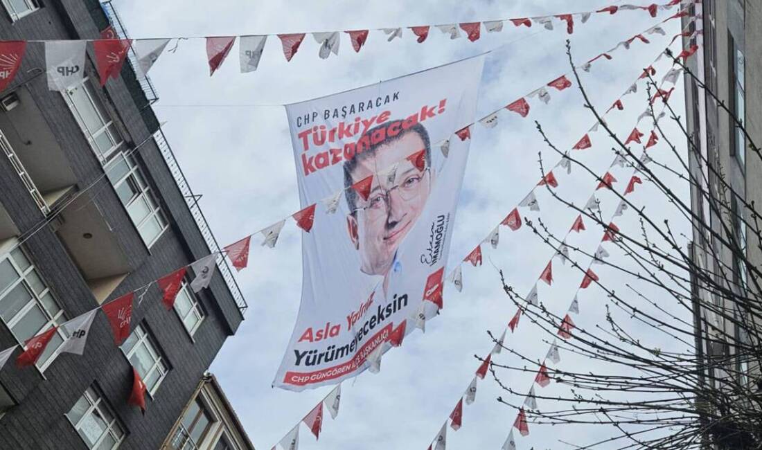 İmamoğlu afişlerine toplatma talimatı İstanbul'da Ekrem İmamoğlu, Resul Emre Şahan ve Mehmet Murat Çalık’ın
