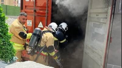 Hatay’ın merkez ilçesi Antakya’da bulunan bir işyerinin deposunda çıkan yangın,