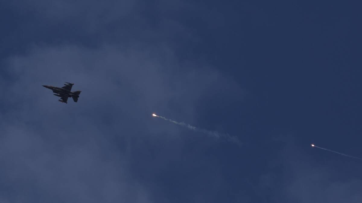 İsrail ordusu, Suriye’ye yönelik son hava saldırılarını 12 savaş uçağıyla