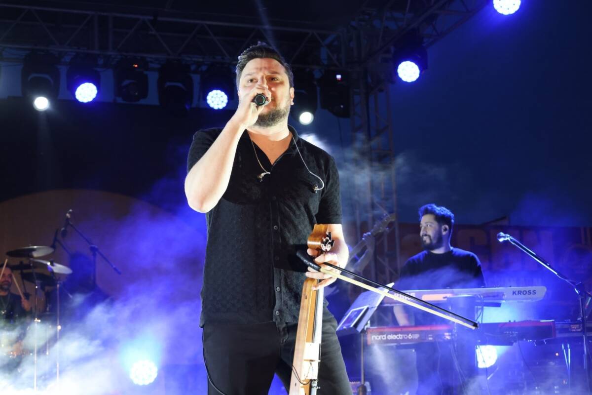 Hatay Büyükşehir Belediyesi (HBB), kültürel faaliyetler kapsamında düzenlediği ücretsiz konser