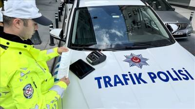 İçişleri Bakanı Ali Yerlikaya, yeni yasa tasarısıyla konvoy yaparak trafiği