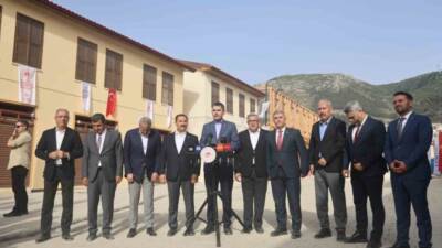 Çevre, Şehircilik ve İklim Değişikliği Bakanı Murat Kurum, Hatay’da yaptığı