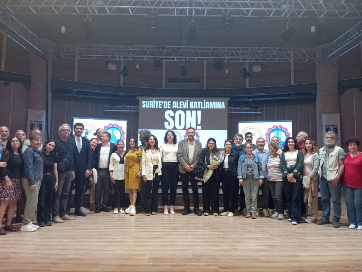 CHP Hatay Milletvekili Servet Mullaoğlu, Bodrum’da düzenlenen Alevi paneline katılarak