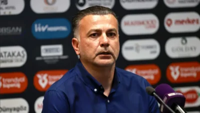 Hatayspor Teknik Direktörü Murat Şahin, 4-2’lik Fenerbahçe galibiyetinin ardından oyuncularını