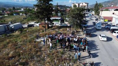 Hatay’ın Samandağ ilçesinde, 6 Şubat 2023’te meydana gelen depremin ardından