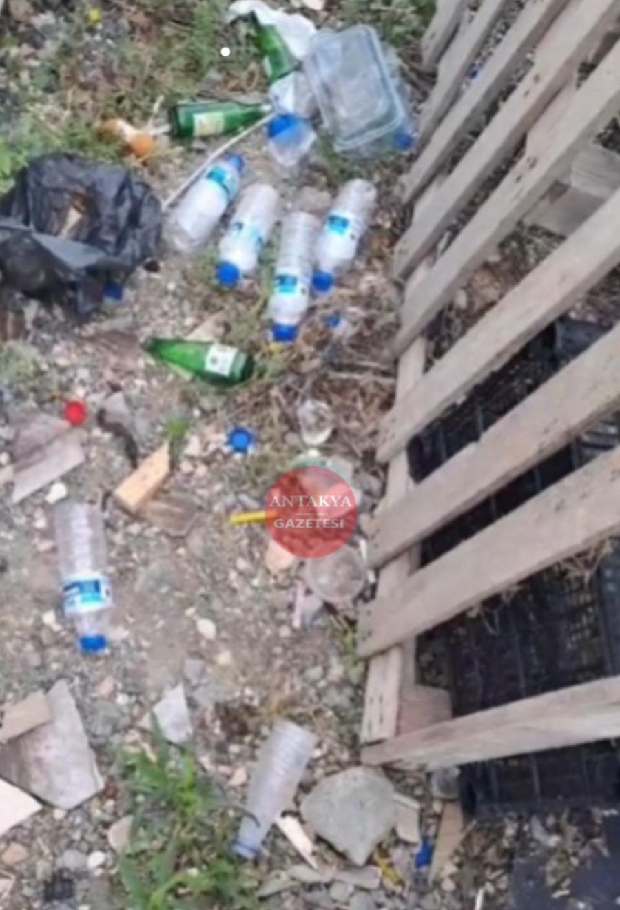 Hatay’ın Samandağ ilçesine bağlı Kasaba 1 mevkii, deniz yolu üzerindeki