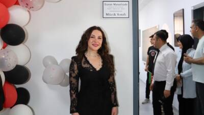 Sanatçı ve besteci Turan Manafzade, geçtiğimiz yıl başlattığı #Türkiye100İyilikHareketi kapsamında