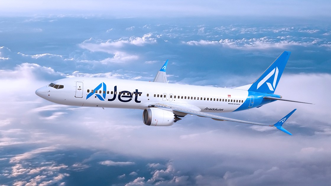 AJet, bazı yurt dışı hatlarda çocuklu ailelere yüzde 30’a varan