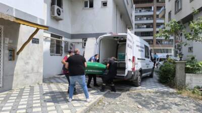 Hatay’ın Dörtyol ilçesinde, komşularının uzun süredir haber alamadığı 80 yaşındaki