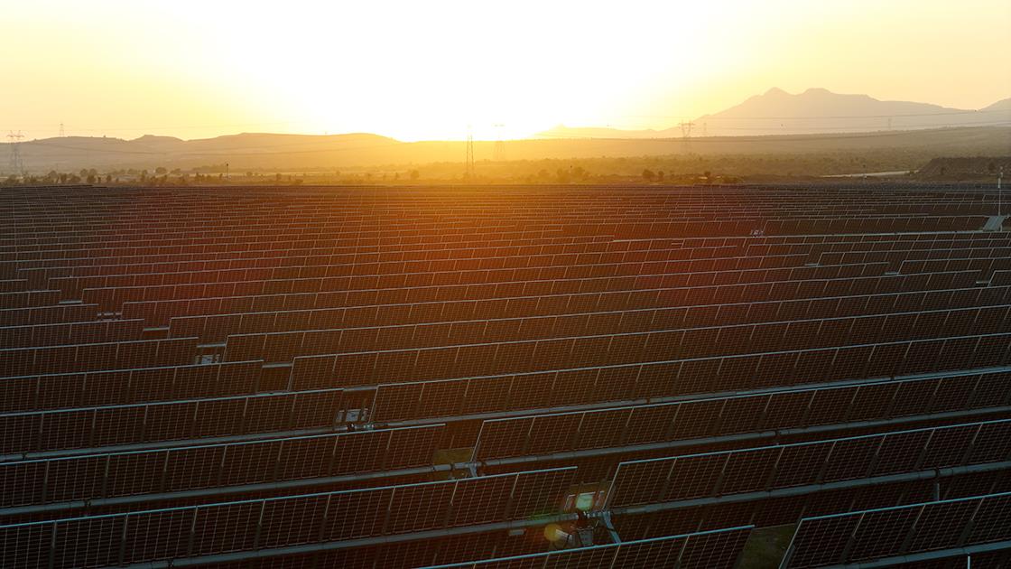 IC Enterra Yenilenebilir Enerji, Hatay’ın Erzin ilçesinde, tarıma uygun olmayan