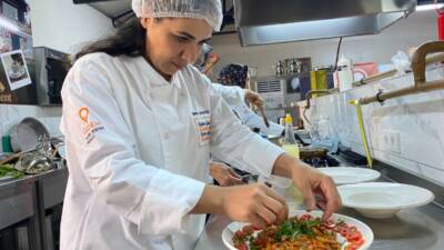 KADEM’in “Daha Güçlü Yarınlar, Daha Güçlü Kadınlar Projesi” kapsamında Hatay’ın