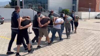 Hatay Emniyet Müdürlüğü ekiplerinin, hakkında yakalama kararı bulunan şahıslara yönelik