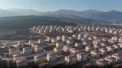 Çevre, Şehircilik ve İklim Değişikliği Bakanı Murat Kurum, yapımı tamamlanan